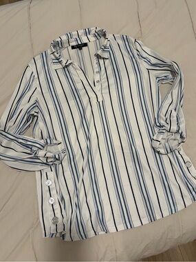 Striped Button Cuff Popover Blouse - Blue & White